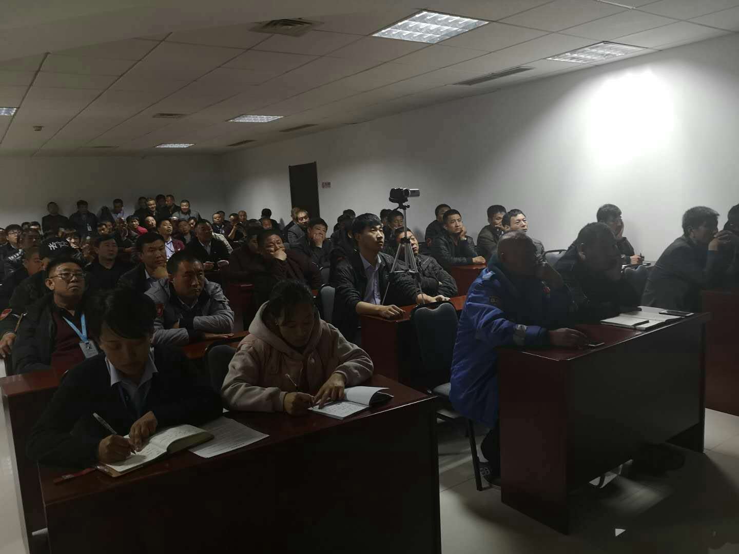 18943853.jpg 18943853.jpg