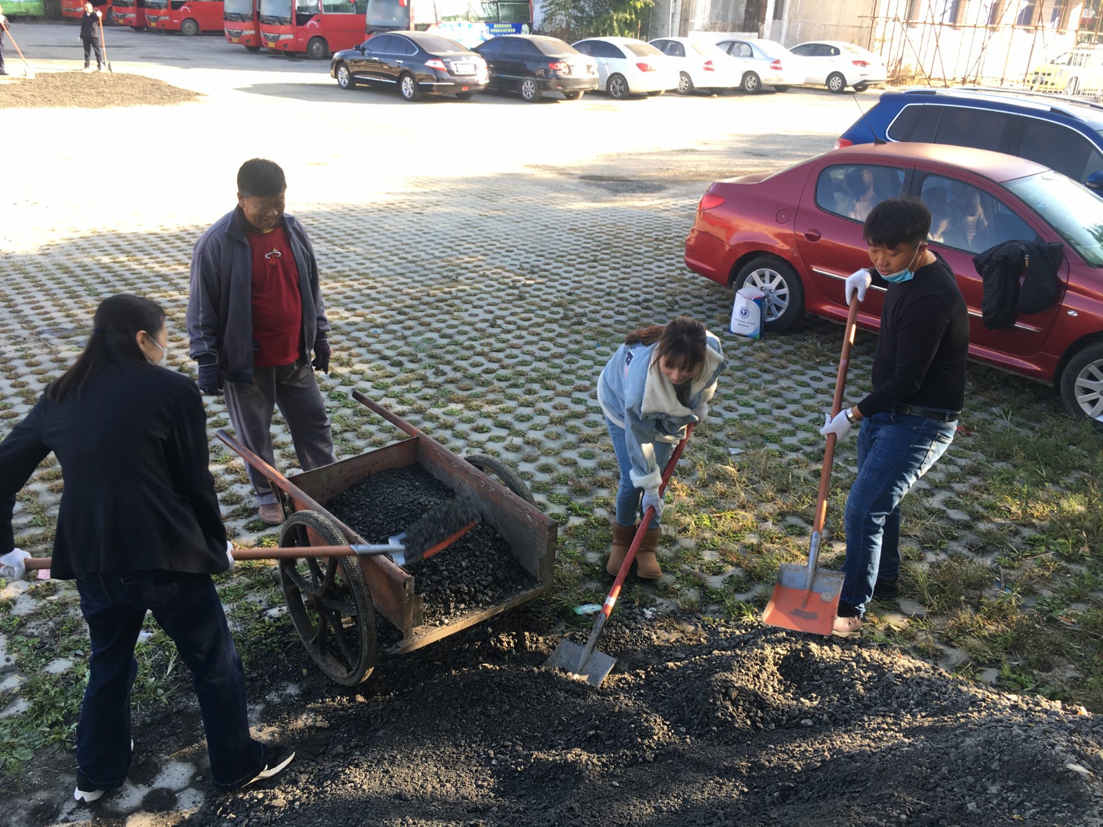 99004523.jpg 99004523.jpg